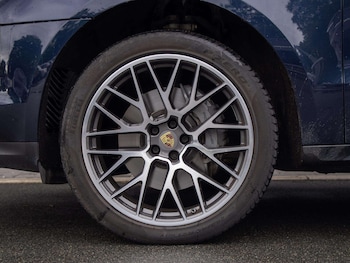 Used Porsche Macan 2019 for sale - 78845197: Photo