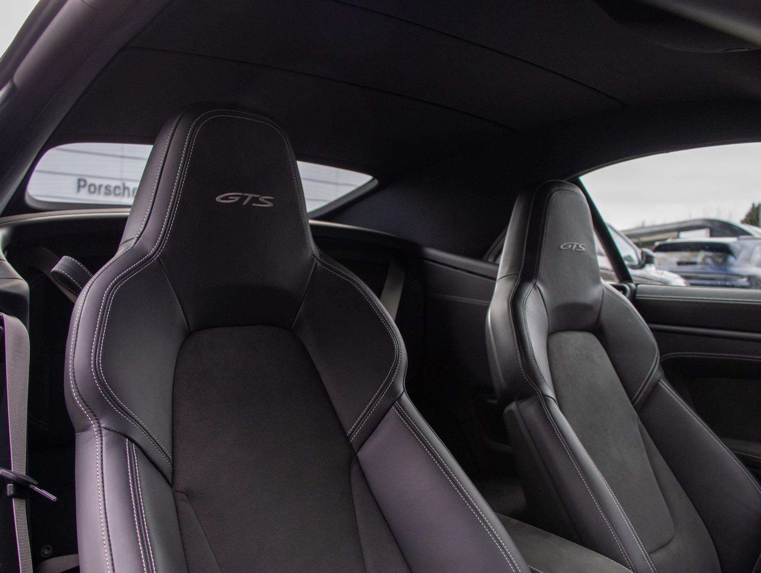 Used Porsche 911 2021 for sale - 77158514: Photo 8