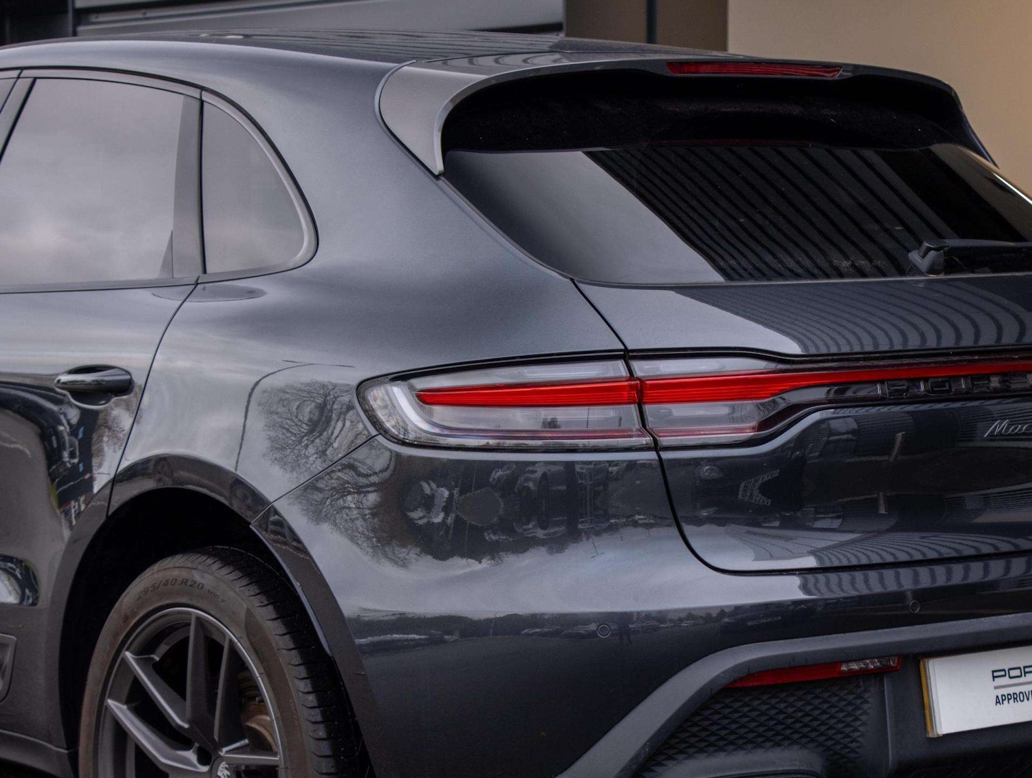 Used Porsche Macan 2023 for sale - 77219697: Photo 21