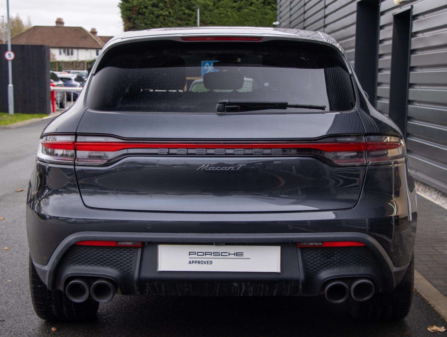 Used Porsche Macan 2023 for sale - 77219697: Photo 24