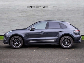 Used Porsche Macan 2023 for sale - 77219697: Photo