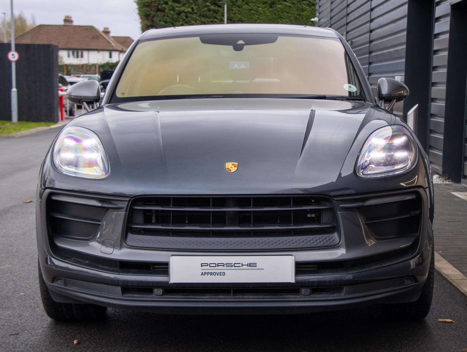 Used Porsche Macan 2023 for sale - 77219697: Photo 30