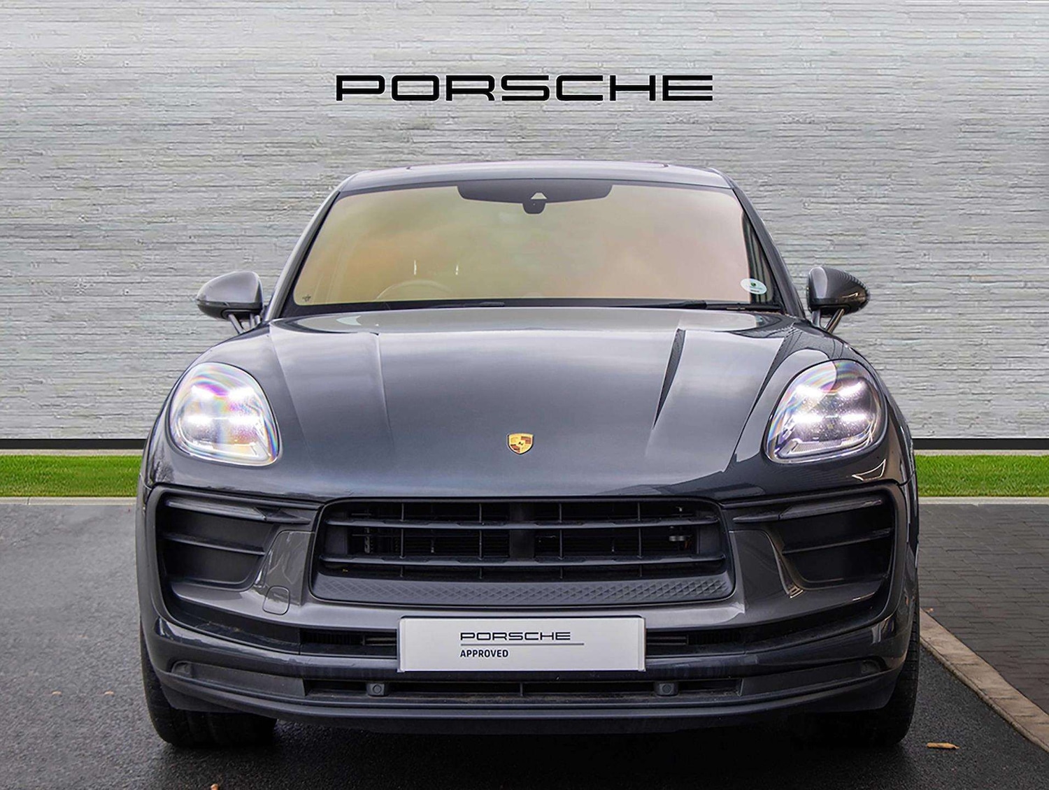 Used Porsche Macan 2023 for sale - 77219697: Photo 6