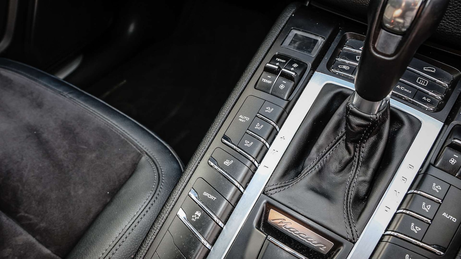 Used Porsche Macan 2017 for sale - 77886108: Photo 17