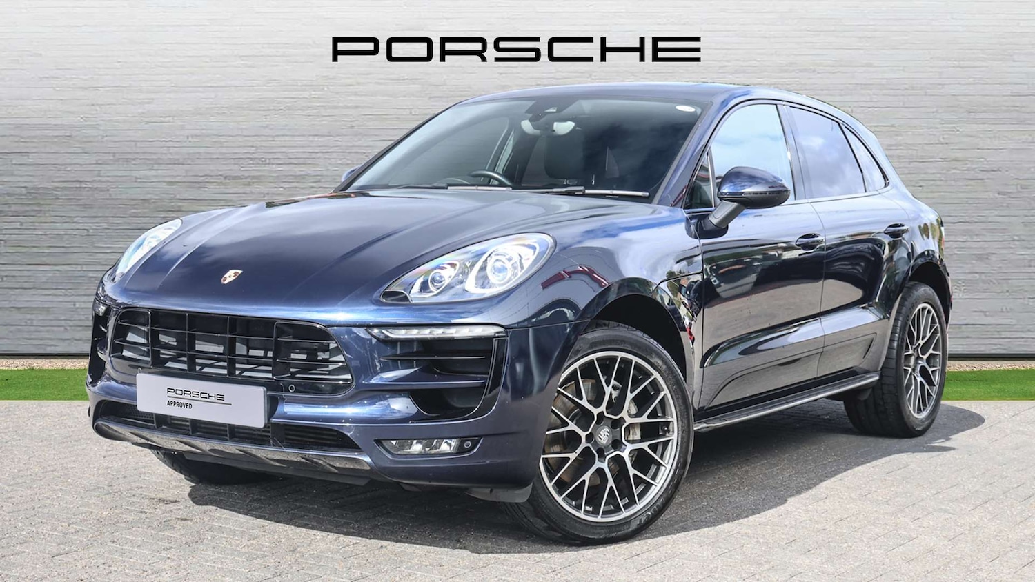 Used Porsche Macan 2017 for sale - 77886108: Photo 2