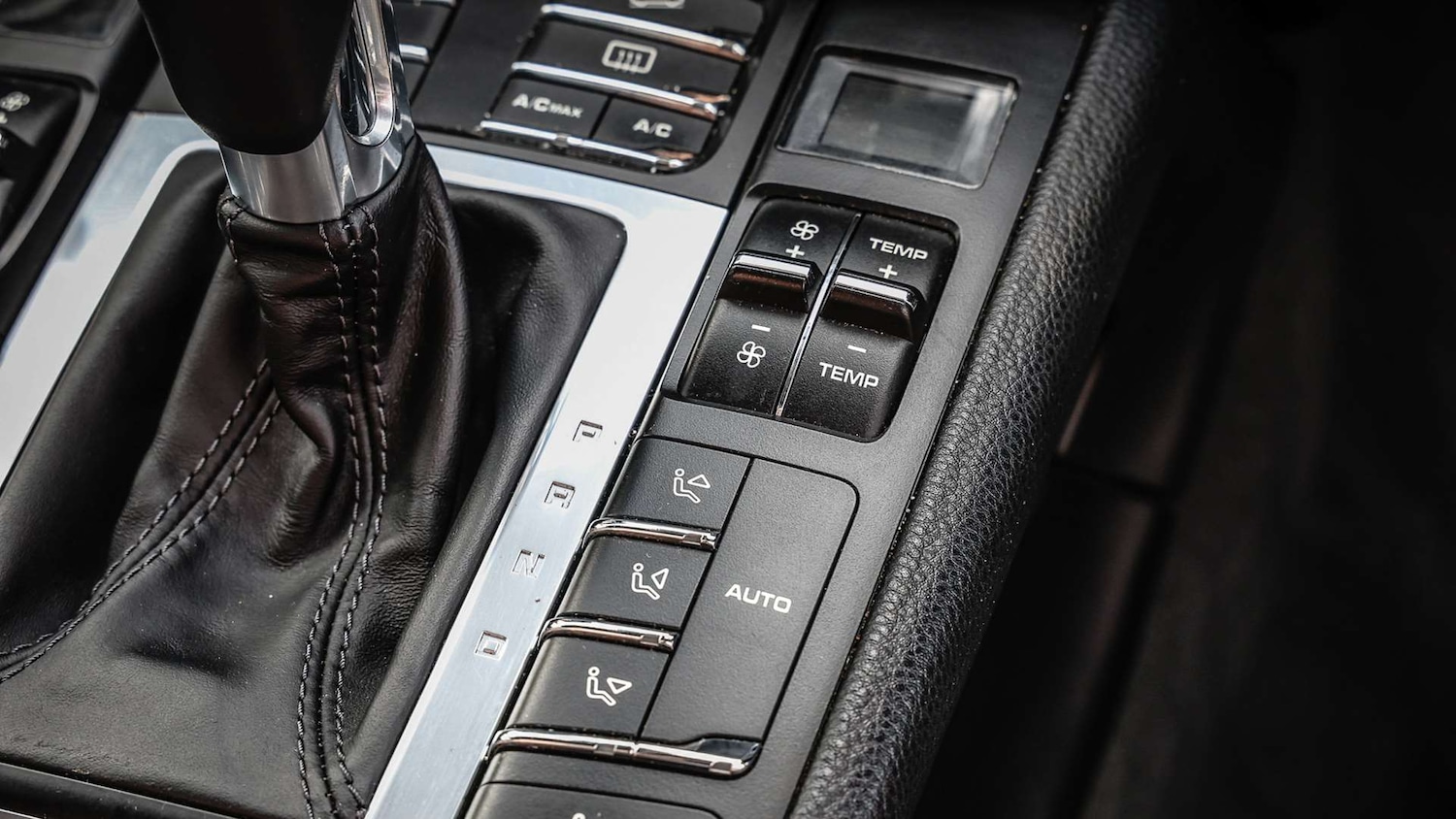 Used Porsche Macan 2017 for sale - 77886108: Photo 24