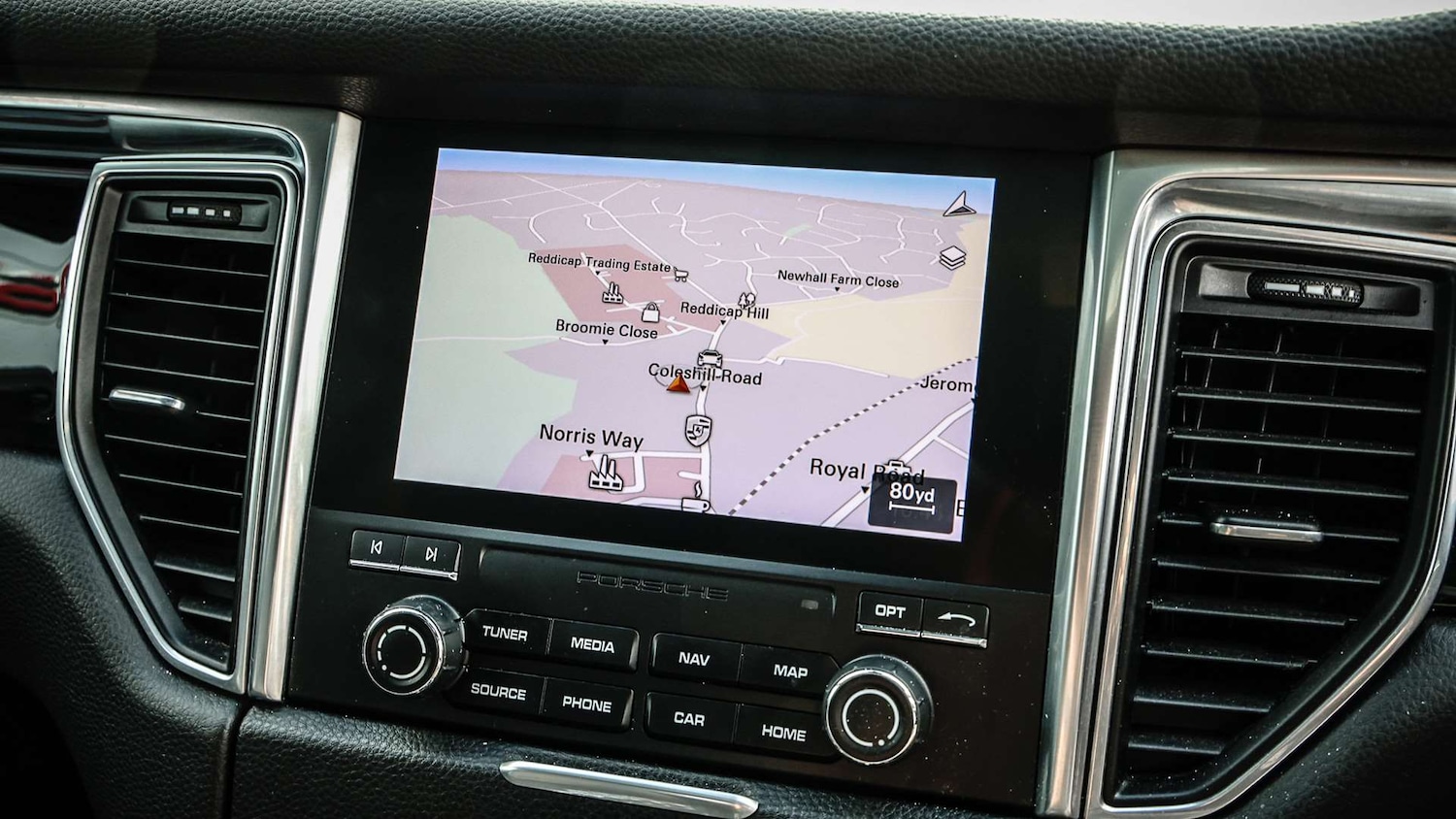 Used Porsche Macan 2017 for sale - 77886108: Photo 25