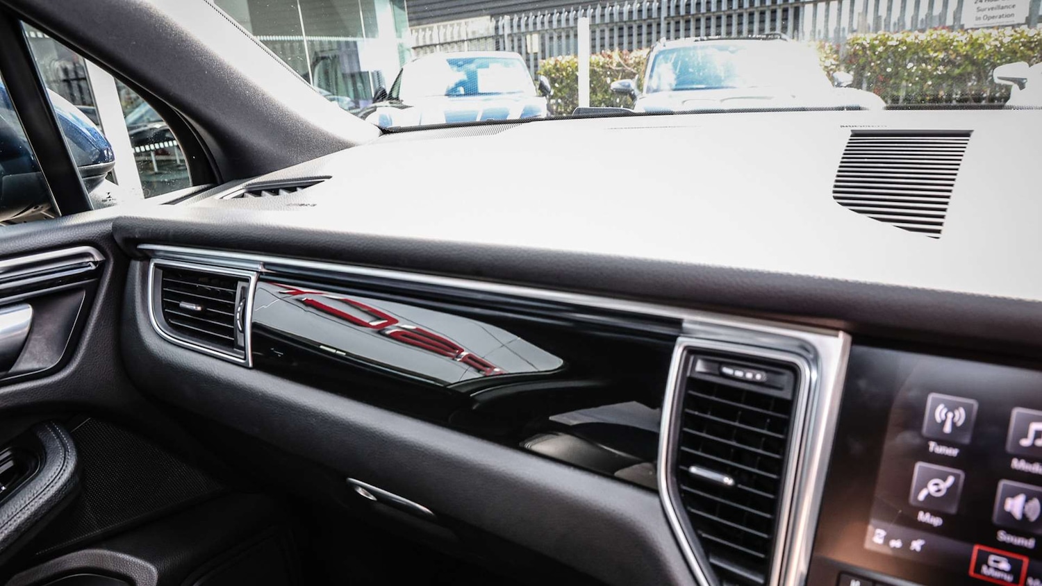 Used Porsche Macan 2017 for sale - 77886108: Photo 28