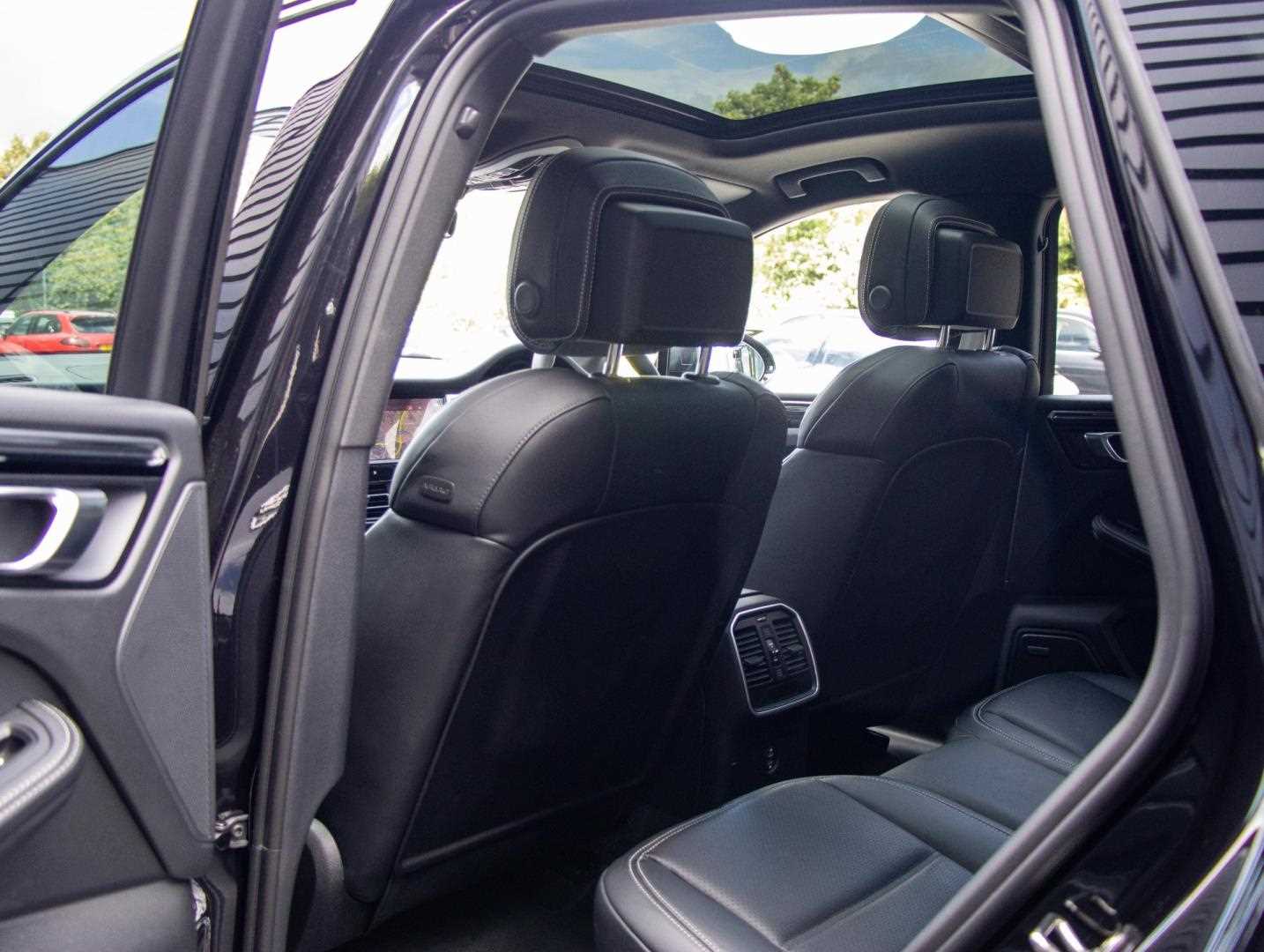 Vehicle 29
