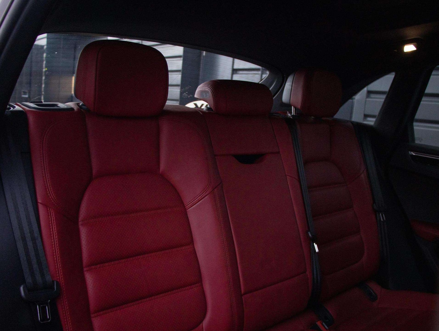 Used Porsche Macan 2020 for sale - 76929055: Photo 23