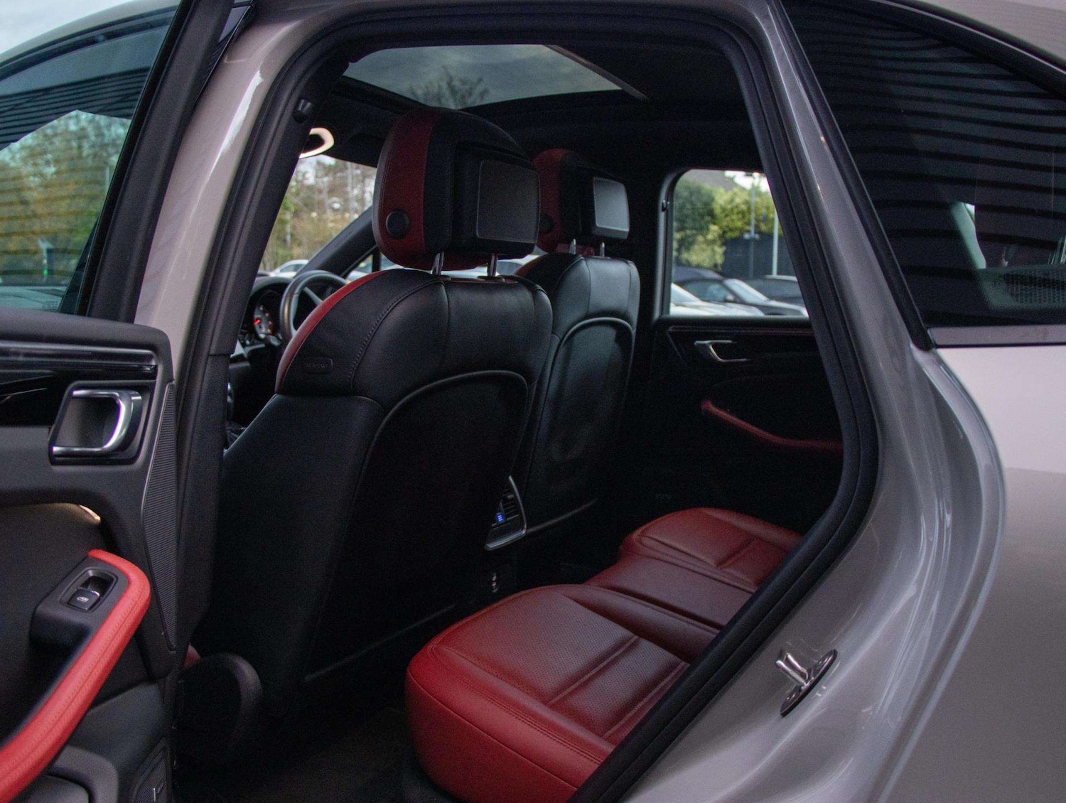 Used Porsche Macan 2020 for sale - 76929055: Photo 29