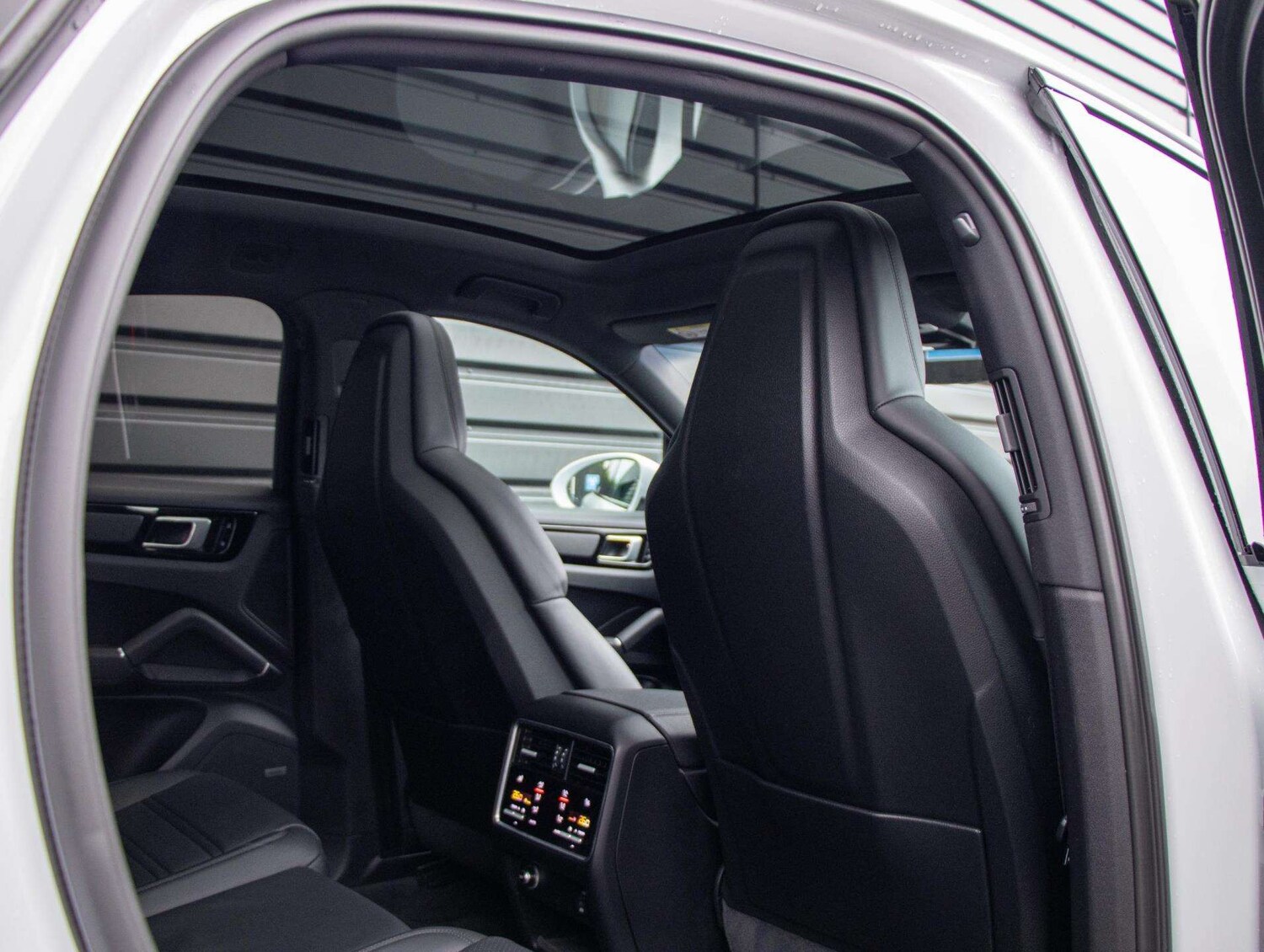 Used Porsche Cayenne 2019 for sale - 77429227: Photo 24