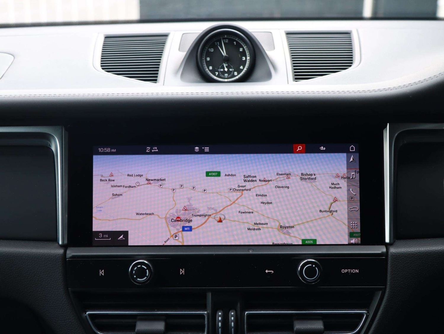 Used Porsche Macan 2022 for sale - 76875856: Photo 26