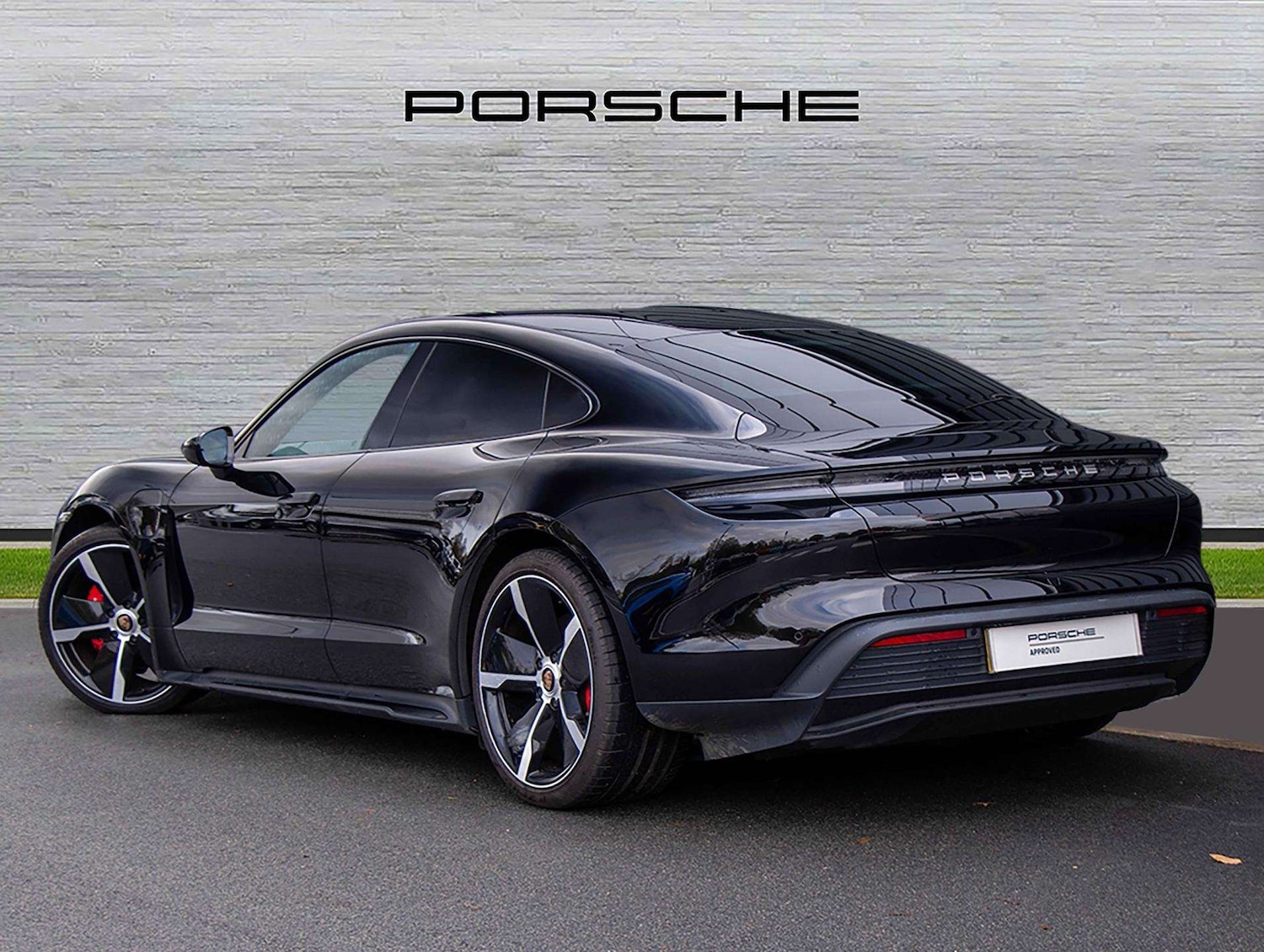 Used Porsche Taycan 2021 for sale - 77589088: Photo 3