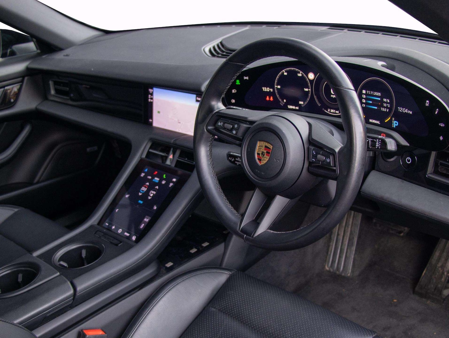 Used Porsche Taycan 2021 for sale - 77589088: Photo 5