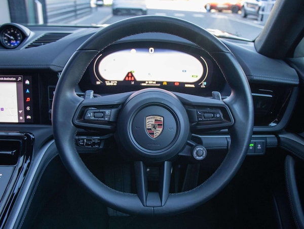 Used Porsche Panamera 2024 for sale - 76113361: Photo 13