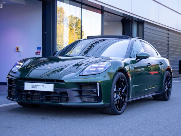 Used Porsche Panamera 2024 for sale - 76113361: Photo 16