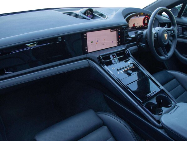 Used Porsche Panamera 2024 for sale - 76113361: Photo 9