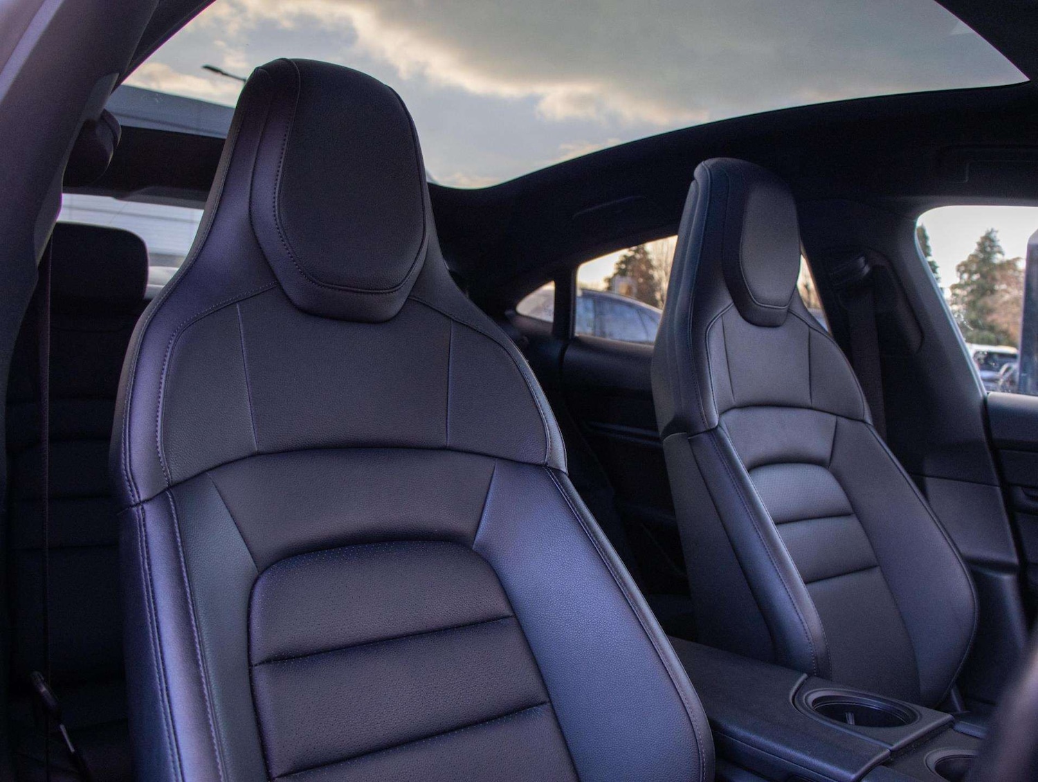 Used Porsche Taycan for sale - 77219781: Photo 8