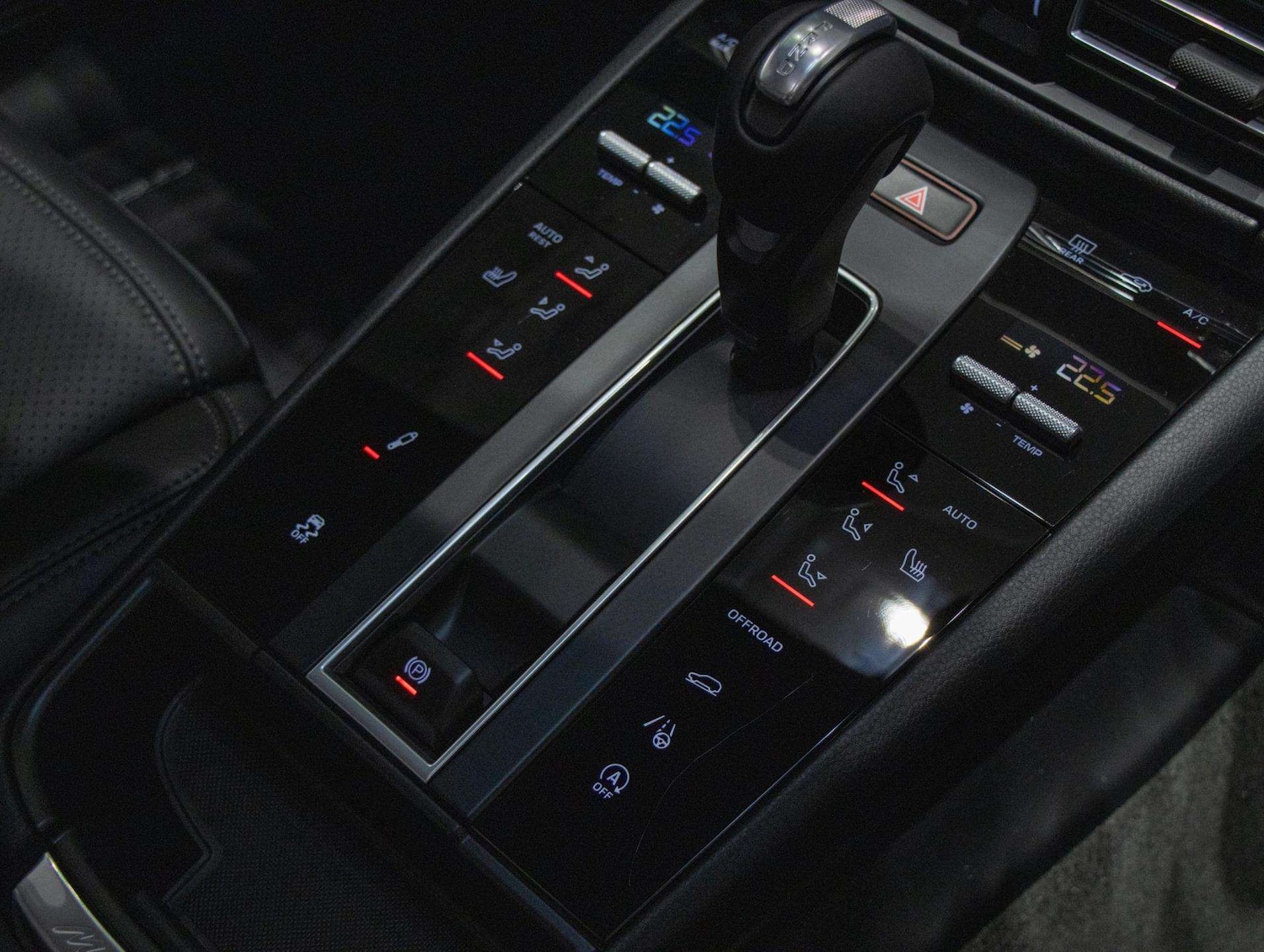 Used Porsche Macan 2025 for sale - 77860222: Photo 11