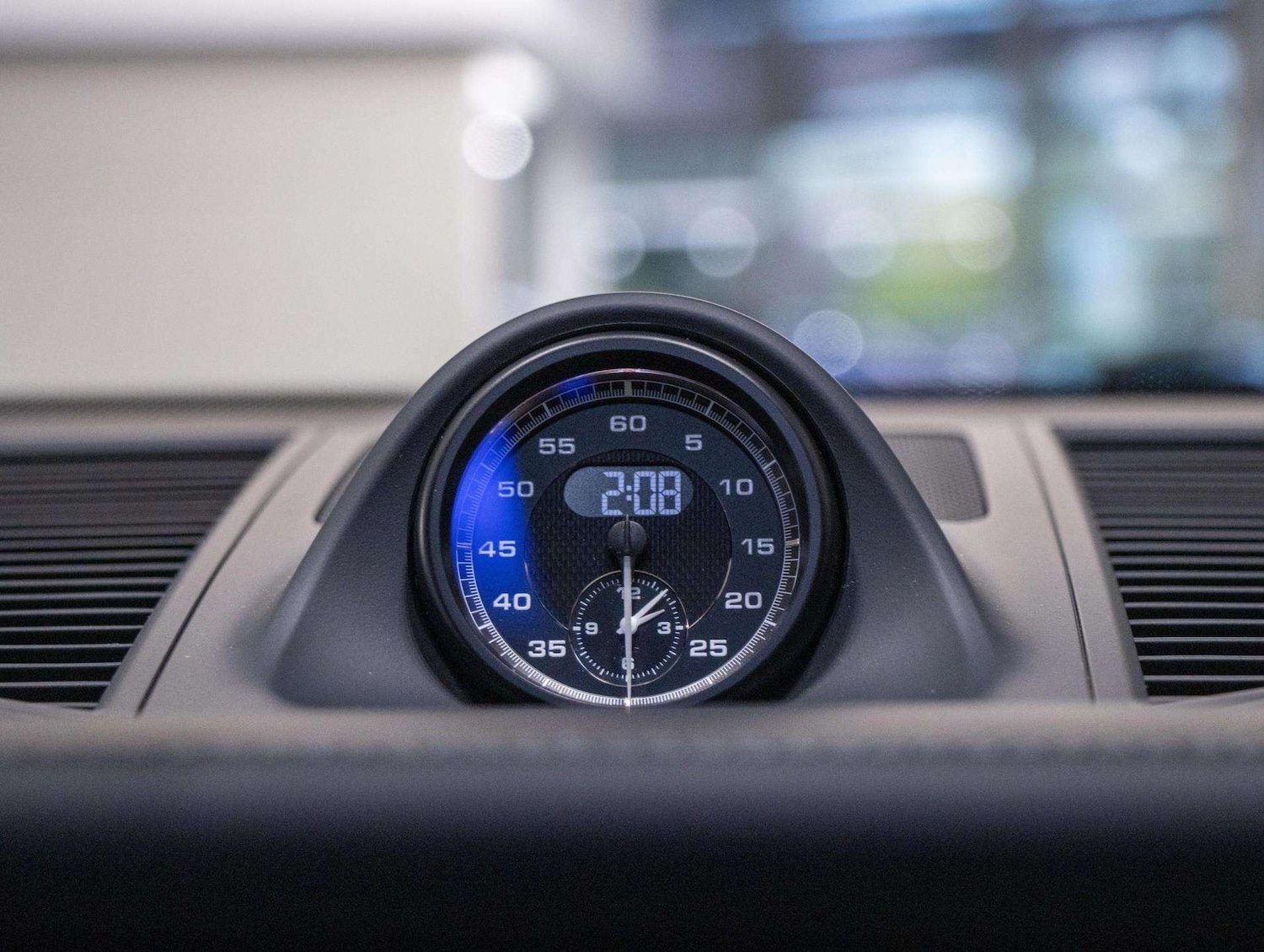 Used Porsche Macan 2025 for sale - 77860222: Photo 13