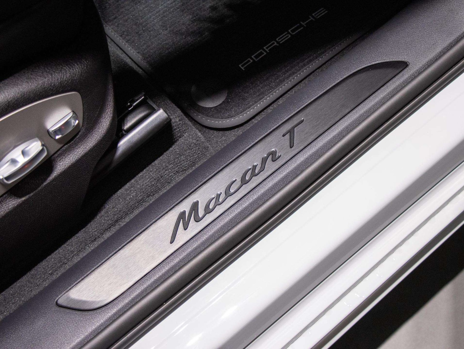 Used Porsche Macan 2025 for sale - 77860222: Photo 14