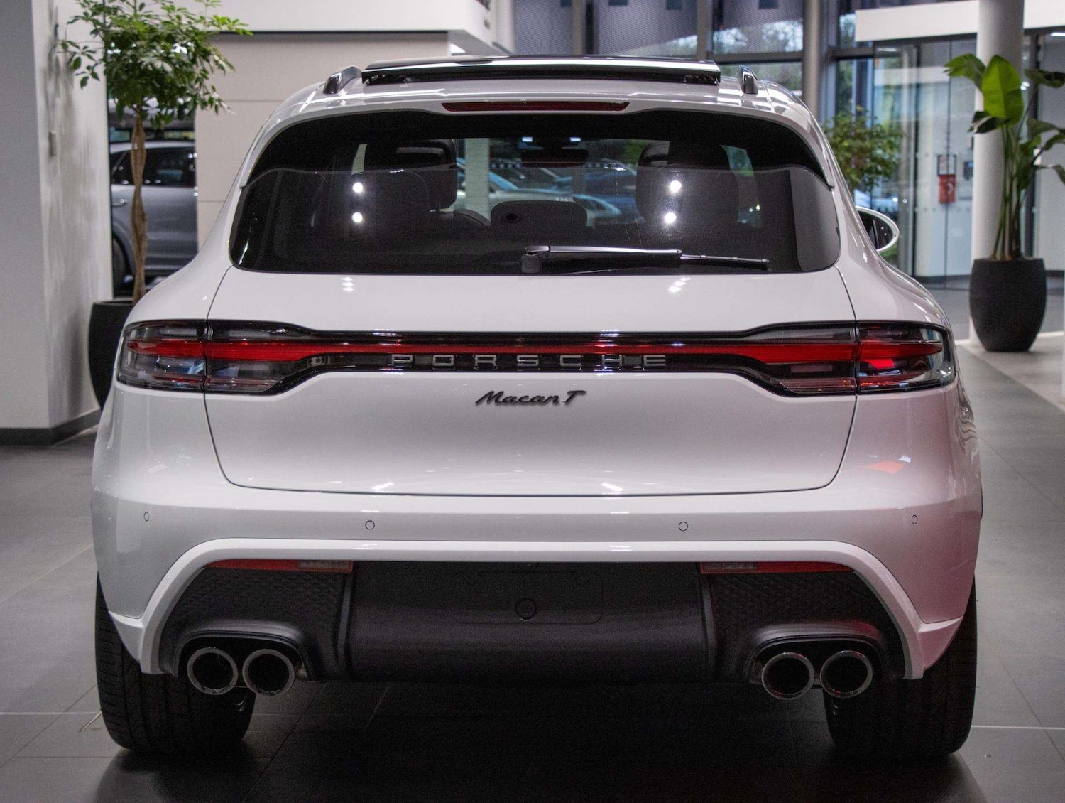 Used Porsche Macan 2025 for sale - 77860222: Photo 6