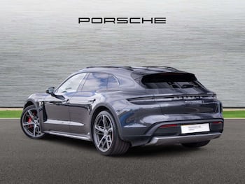 Used Porsche Taycan 2023 for sale - 79637457: Photo
