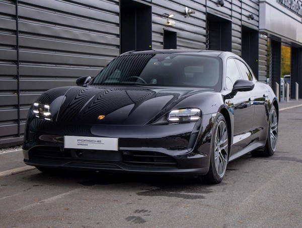 Used Porsche Taycan 2022 for sale - 76310860: Photo 17