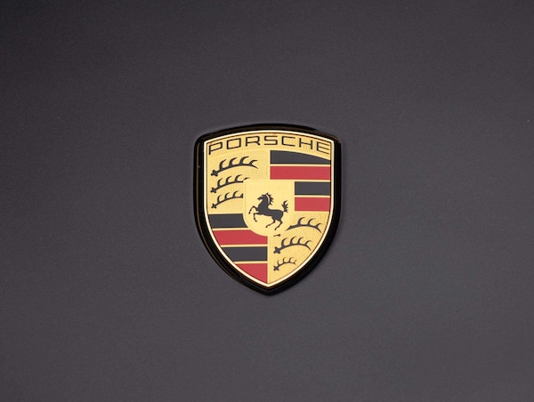 Used Porsche Taycan 2022 for sale - 76310860: Photo 33