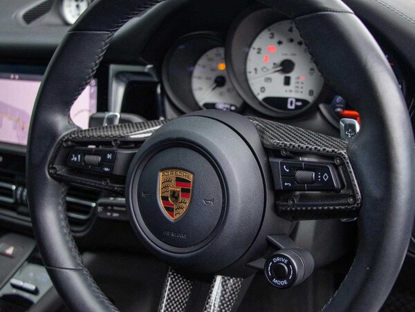 Used Porsche Macan 2023 for sale - 75405326: Photo 10