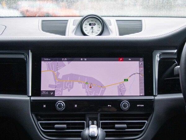 Used Porsche Macan 2023 for sale - 75405326: Photo 23