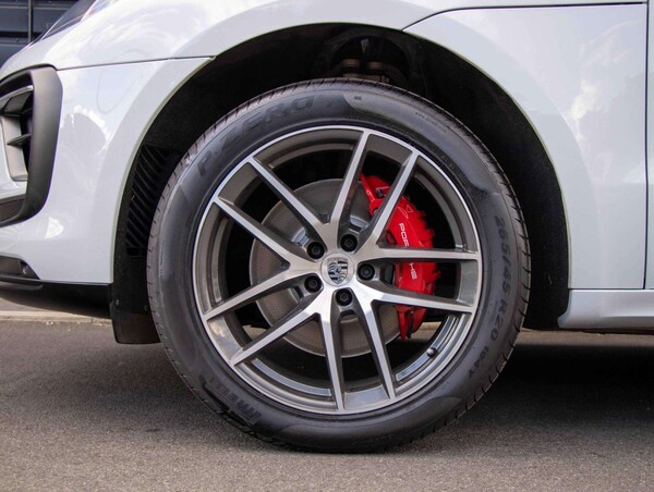 Used Porsche Macan 2023 for sale - 75405326: Photo 4