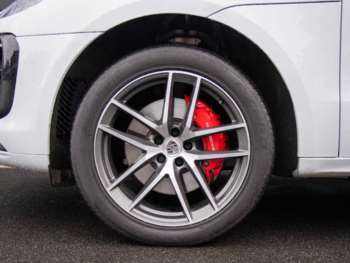 Used Porsche Macan 2023 for sale - 75405326: Photo
