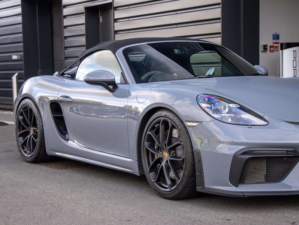 Used Porsche Other 2023 for sale - 76191981: Photo 18