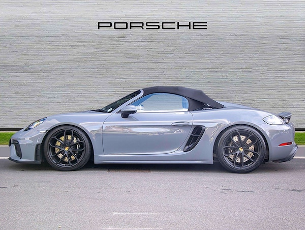 Used Porsche Other 2023 for sale - 76191981: Photo 2