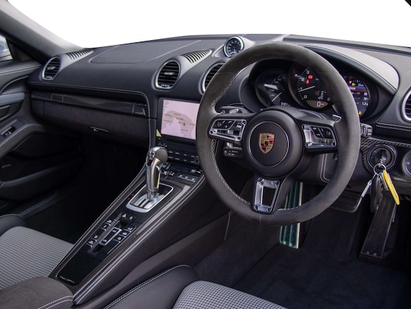 Used Porsche Other 2023 for sale - 76191981: Photo 5
