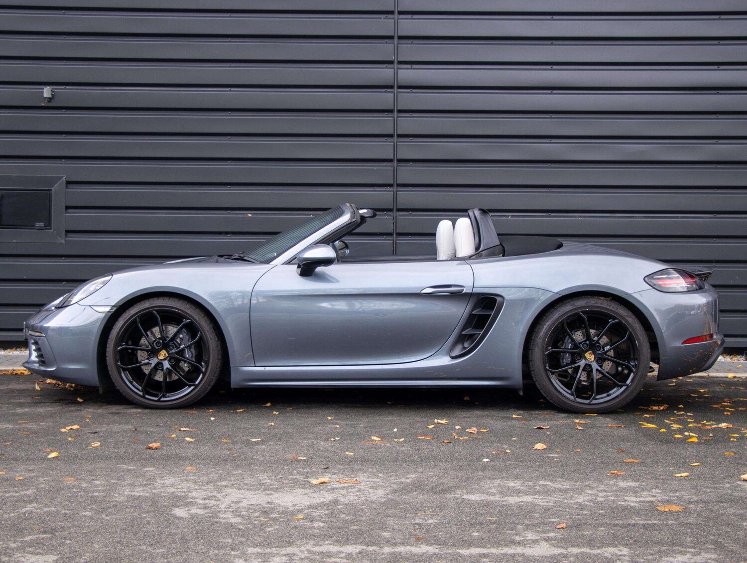 Used Porsche 718 Boxster 2024 for sale - 76553084: Photo 24