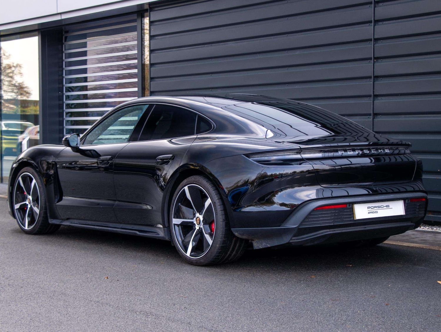 Used Porsche Taycan 2021 for sale - 76624657: Photo 22