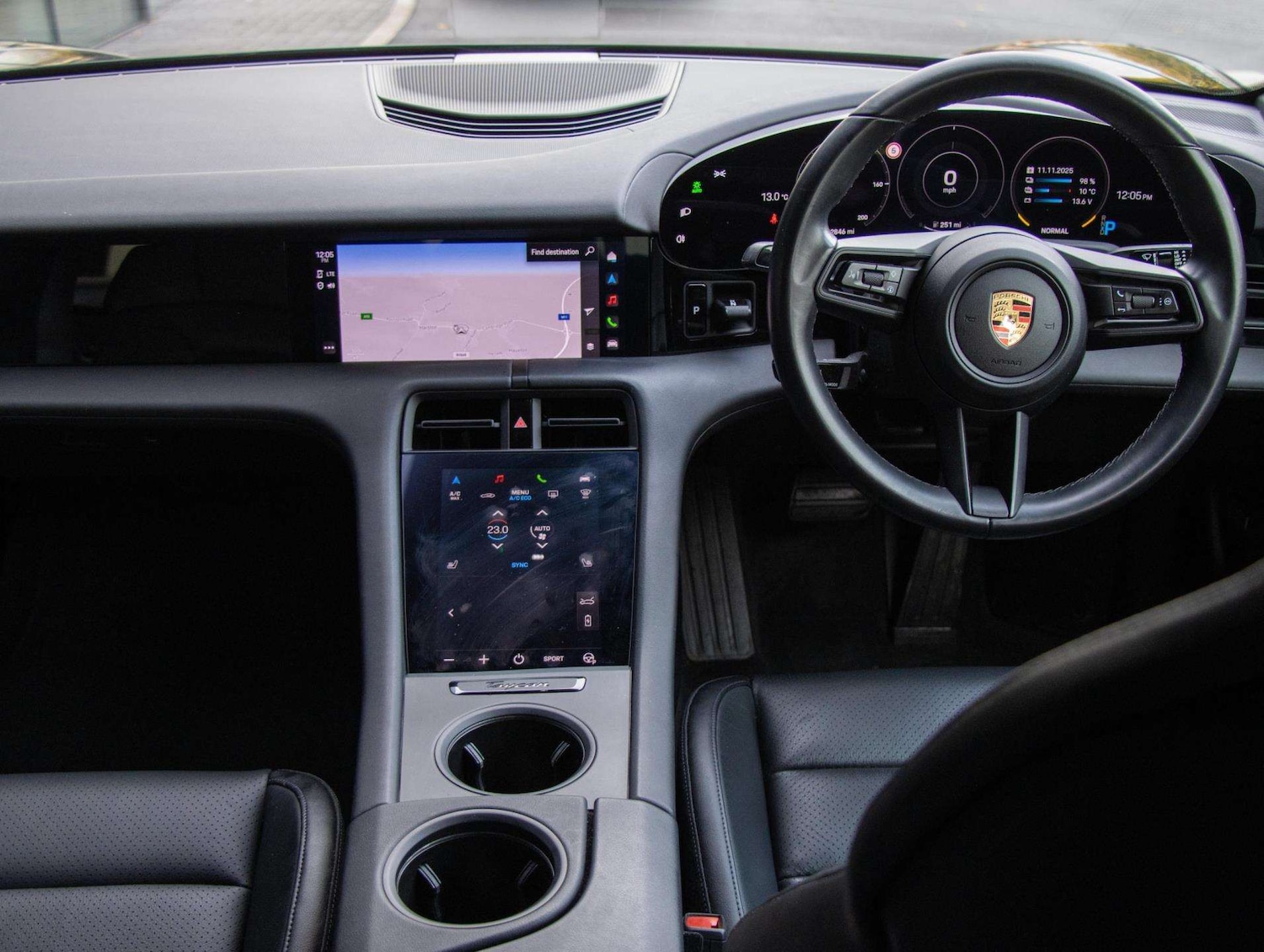 Used Porsche Taycan 2021 for sale - 76624657: Photo 26