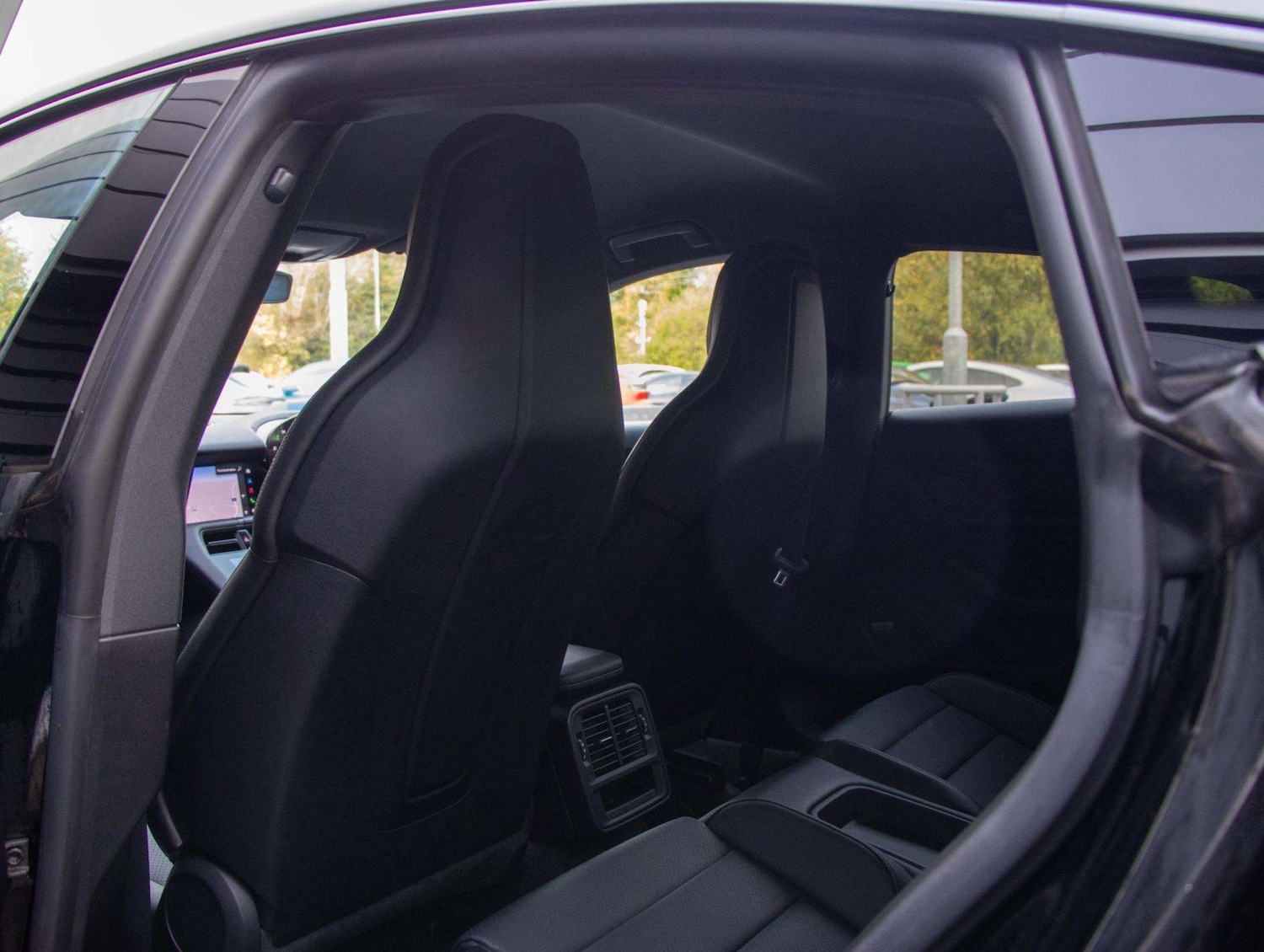 Used Porsche Taycan 2021 for sale - 76624657: Photo 28