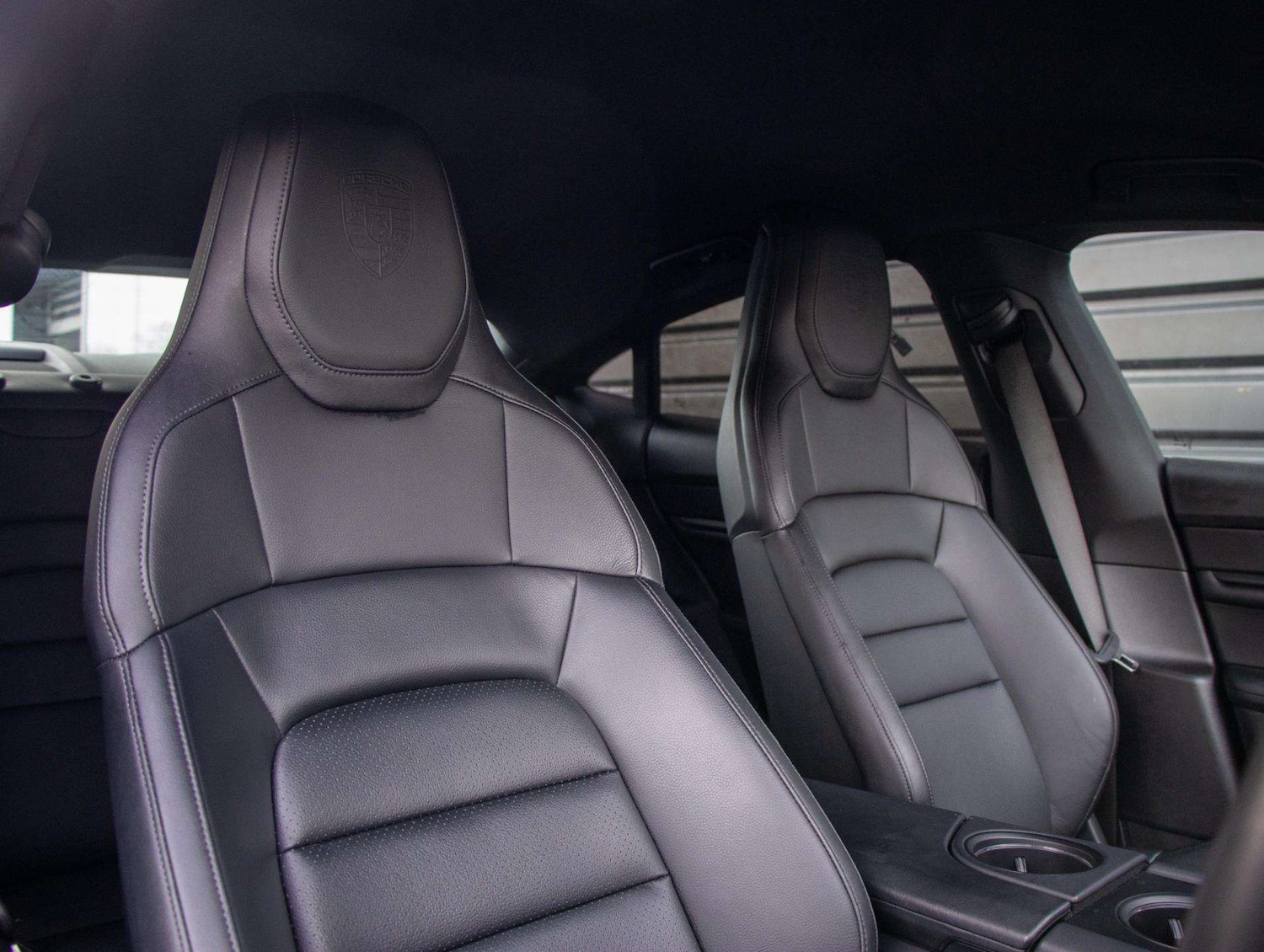 Used Porsche Taycan 2021 for sale - 76624657: Photo 8