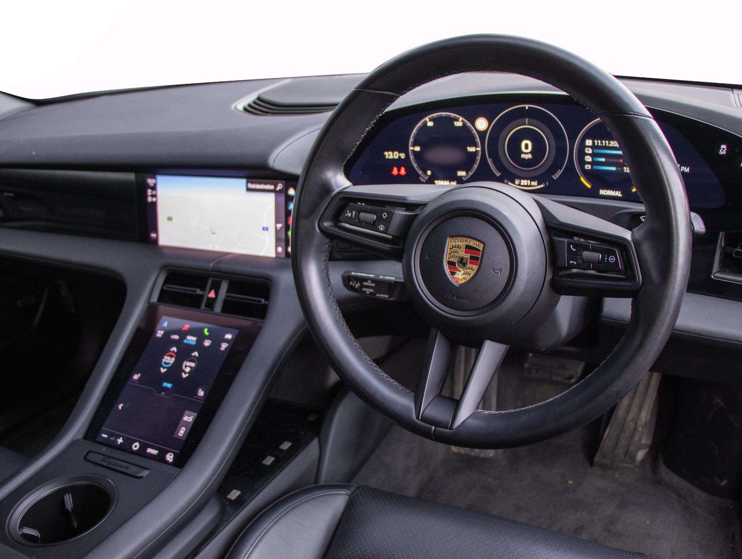 Used Porsche Taycan 2021 for sale - 76624657: Photo 9