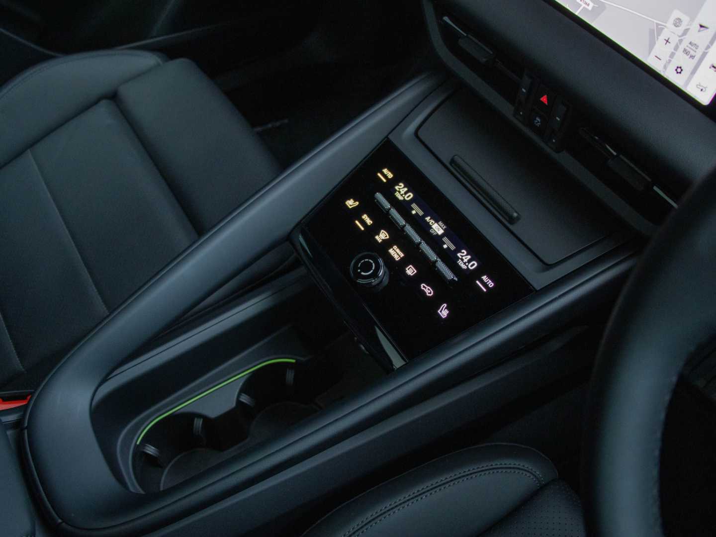 Used Porsche Macan 2024 for sale - 76636683: Photo 11