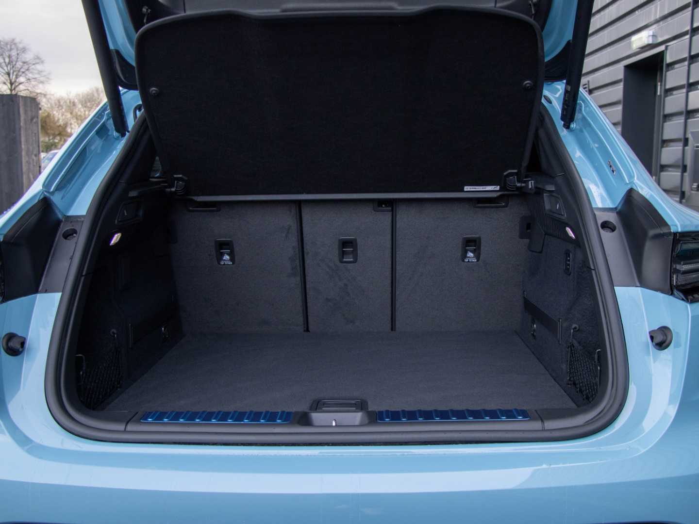 Used Porsche Macan 2024 for sale - 76636683: Photo 24