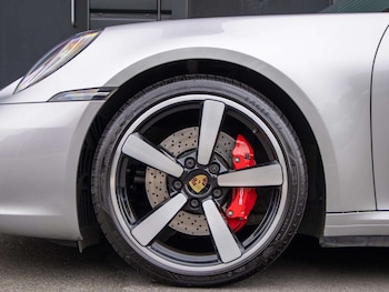 Used Porsche 911 2019 for sale - 78639210: Photo