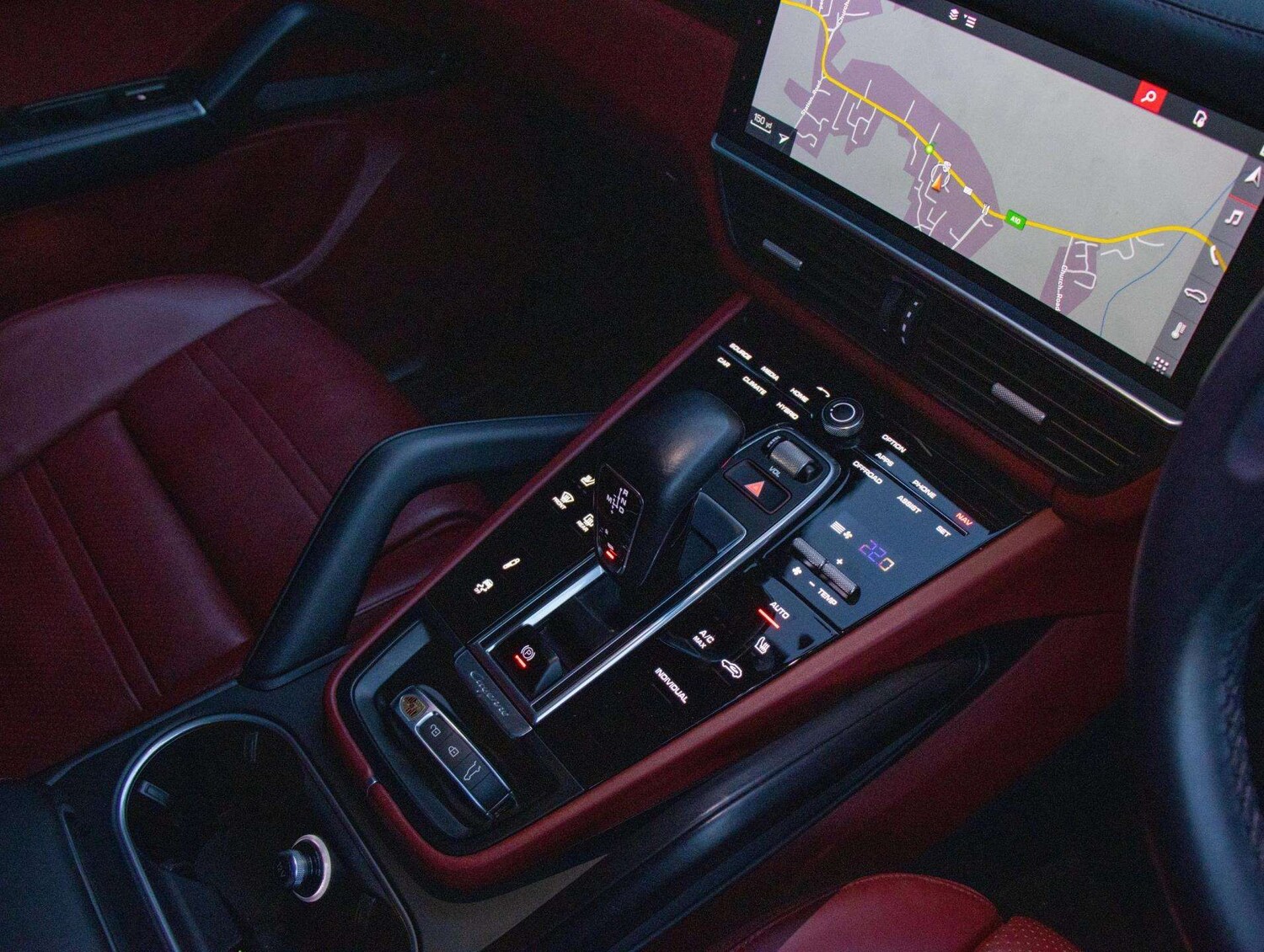 Used Porsche Cayenne for sale - 77000219: Photo 11