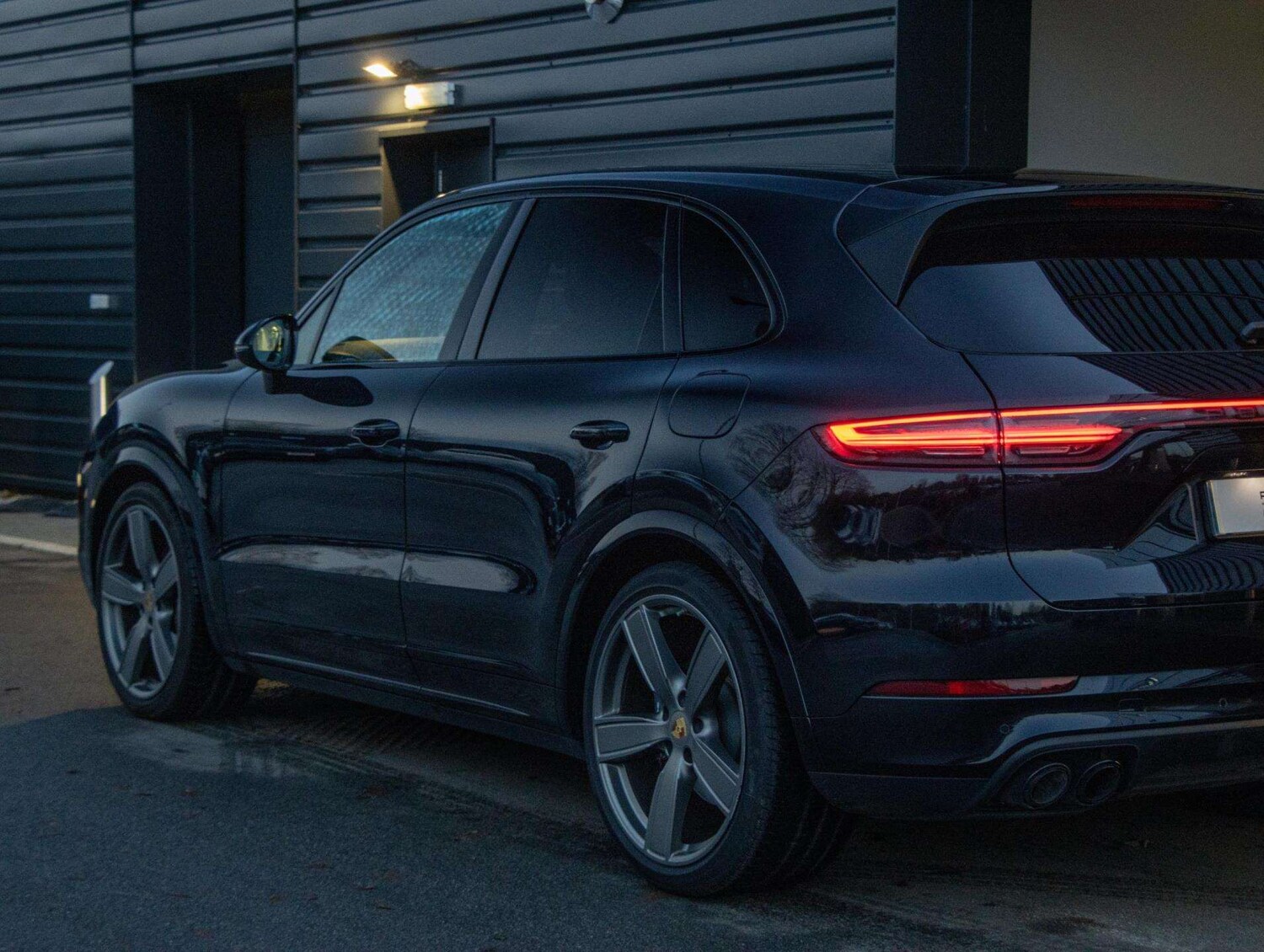 Used Porsche Cayenne for sale - 77000219: Photo 21