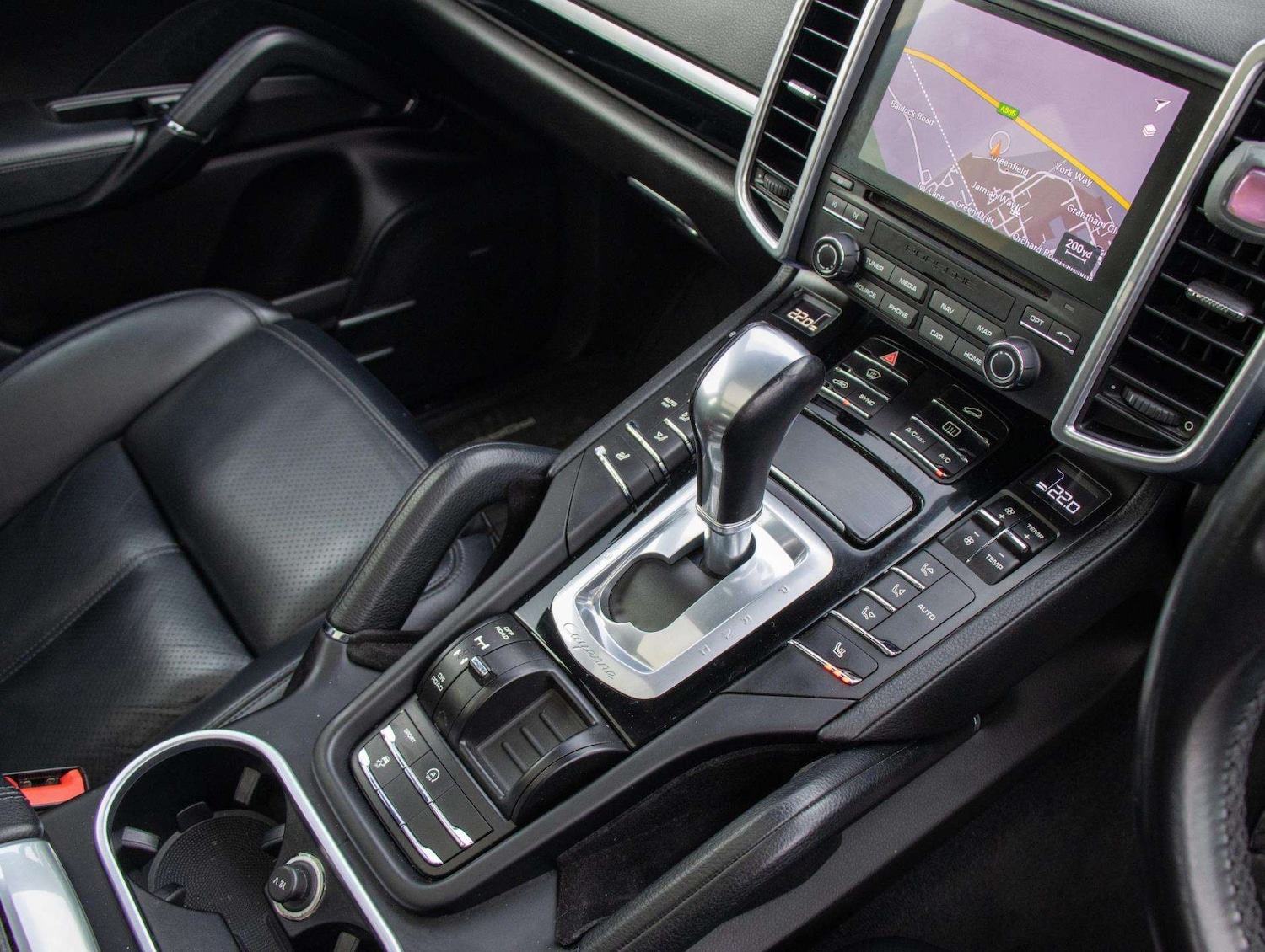 Used Porsche Cayenne 2017 for sale - 77158455: Photo 11