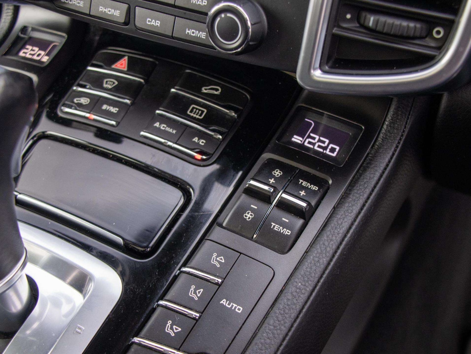 Used Porsche Cayenne 2017 for sale - 77158455: Photo 12